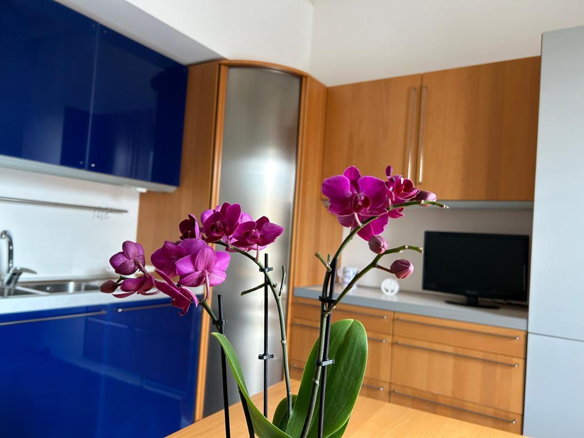 A Due Passi Da Apartment Corato Exterior photo